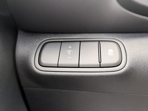 New 2026 Hyundai Venue SEL FWD image 21
