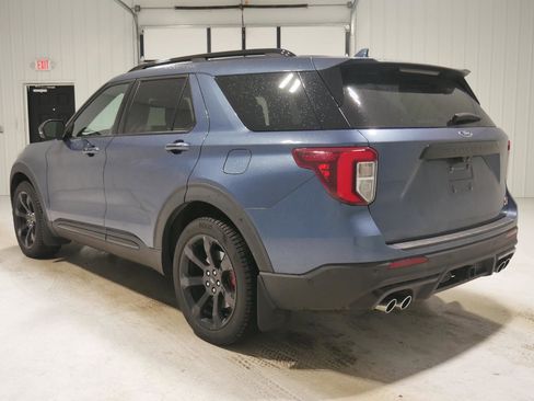 Used 2020 Ford Explorer ST w/ ST Street Pack image 7