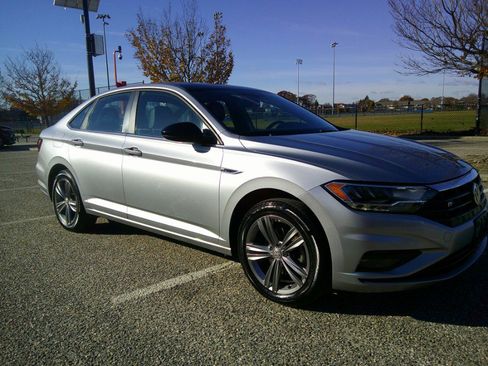 Used 2019 Volkswagen Jetta R-Line image 19