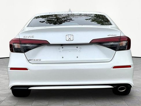 Used 2025 Honda Civic Sport image 7