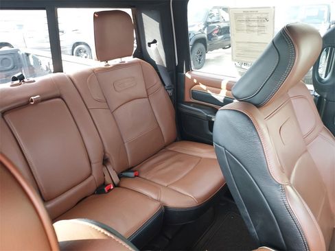 Used 2024 RAM 2500 Limited image 14