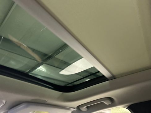 Certified 2024 Volvo XC90 B6 Plus w/ Protection Package Premier image 25