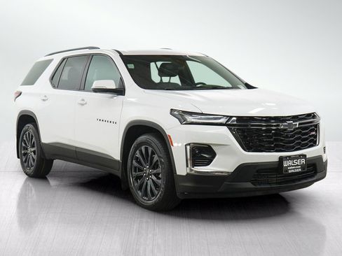 Used 2022 Chevrolet Traverse RS w/ LPO, Floor Liner Package AWD/4WD image 7