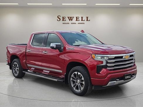 Used 2025 Chevrolet Silverado 1500 High Country AWD/4WD image 6