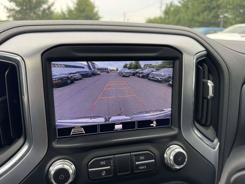 Used 2020 GMC Sierra 1500 SLT w/ SLT Premium Plus Package AWD/4WD image 39