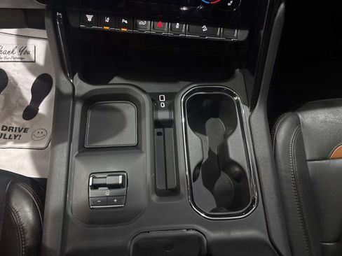 Used 2024 GMC Sierra 3500 AT4 w/ AT4 Premium Plus Package AWD/4WD image 29