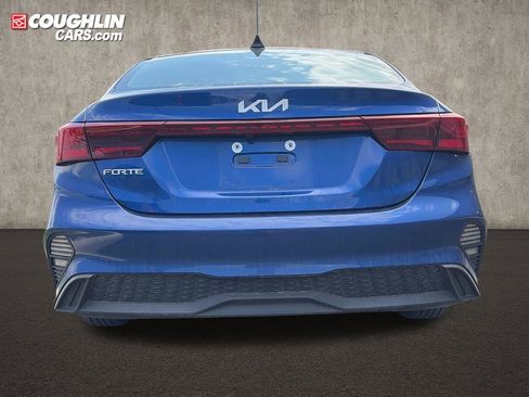 Used 2024 Kia Forte LXS FWD image 6