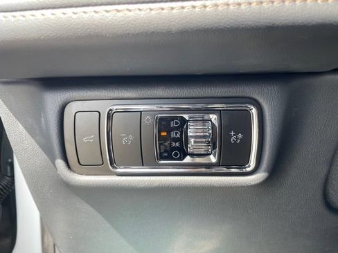 New 2026 Lincoln Aviator AWD image 18