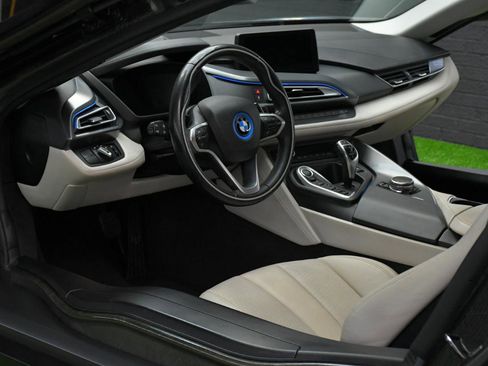 Used 2016 BMW i8 image 21