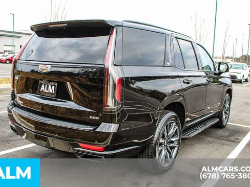 Used 2023 Cadillac Escalade Sport image 5