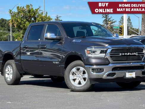 Used 2024 RAM 1500 Laramie AWD/4WD image 1