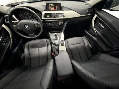 Used 2016 BMW 320i Sedan image 18