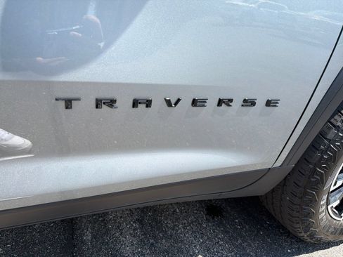 Used 2024 Chevrolet Traverse Z71 w/ LPO, Floor Liner Package AWD/4WD image 33