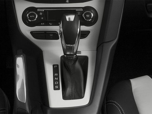 Used 2014 Ford Focus SE image 10