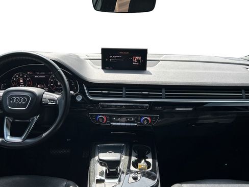 Used 2017 Audi Q7 3.0T Premium Plus w/ Premium Plus Package image 29