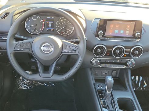 New 2025 Nissan Sentra S image 5