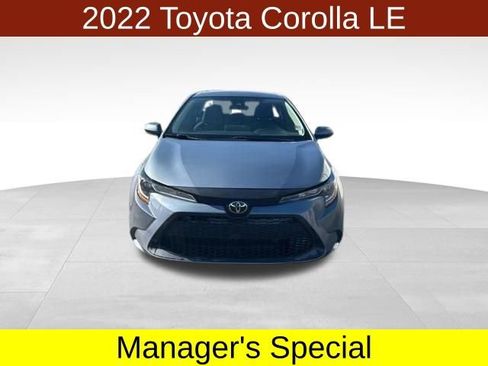 Used 2022 Toyota Corolla LE image 2