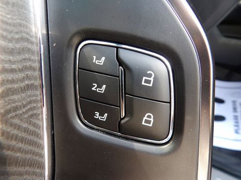 Used 2023 Ford F150 Platinum AWD/4WD image 12