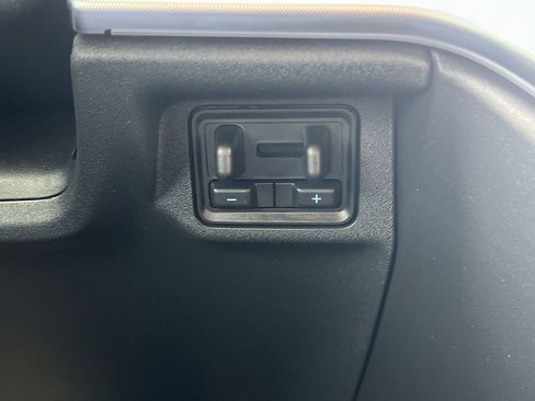 New 2025 Ford Expedition Max Platinum w/ Driver's Package image 6