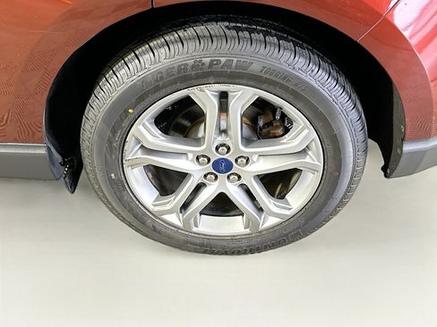 Used 2015 Ford Edge Titanium w/ Equipment Group 302A image 11