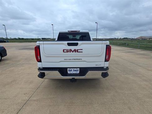 Used 2025 GMC Sierra 1500 SLT image 6