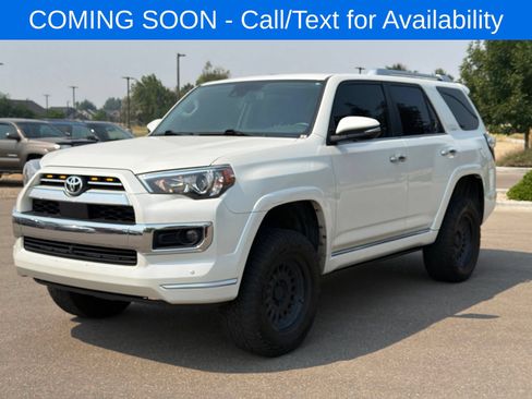 Used 2023 Toyota 4Runner Limited AWD/4WD image 3