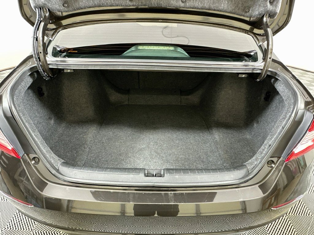 Used 2018 Honda Accord EX image 26