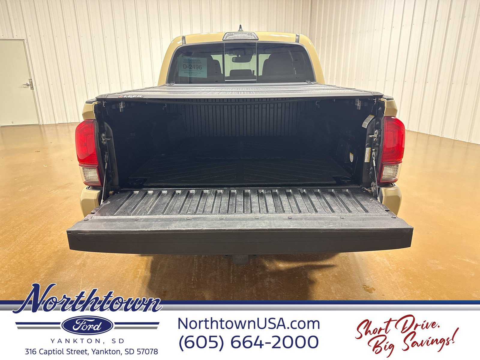 Used 2019 Toyota Tacoma TRD Off-Road AWD/4WD image 9