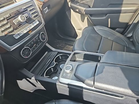 Used 2014 Mercedes-Benz ML 350 4MATIC image 23