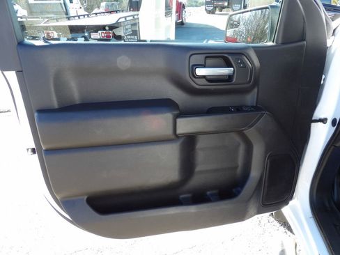 Used 2021 Chevrolet Silverado 1500 W/T w/ WT Value Package AWD/4WD image 14