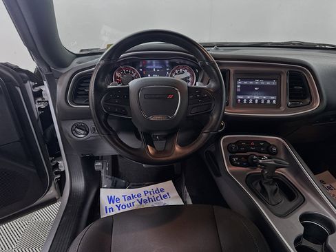 Used 2022 Dodge Challenger GT image 20