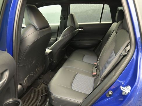 Used 2023 Toyota Corolla Cross AWD Hybrid w/ Convenience Package image 9
