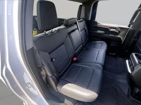 Used 2024 GMC Sierra 1500 SLT AWD/4WD image 21