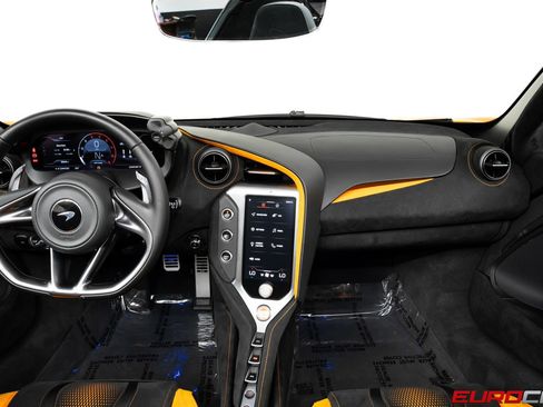 Used 2026 McLaren 750S Spider RWD image 27