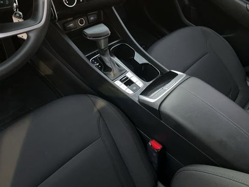 Used 2022 Hyundai Tucson SE image 19