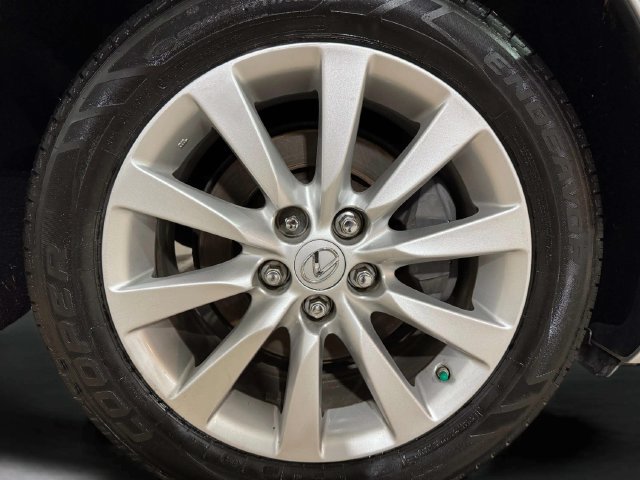 Used 2012 Lexus LS 460 AWD w/ Luxury Value Edition image 33
