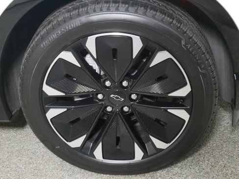 Used 2024 Chevrolet Blazer EV RS image 15