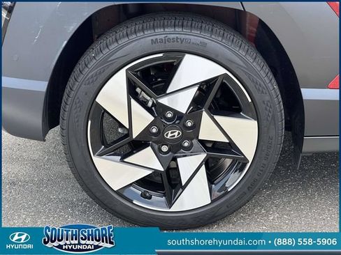 Certified 2024 Hyundai Kona Limited FWD image 9