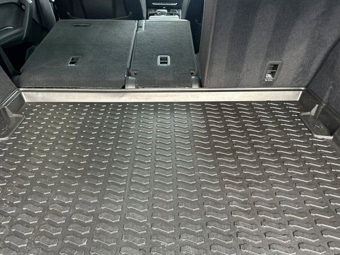 Used 2023 Audi SQ5 Premium Plus w/ Premium Plus Package image 14