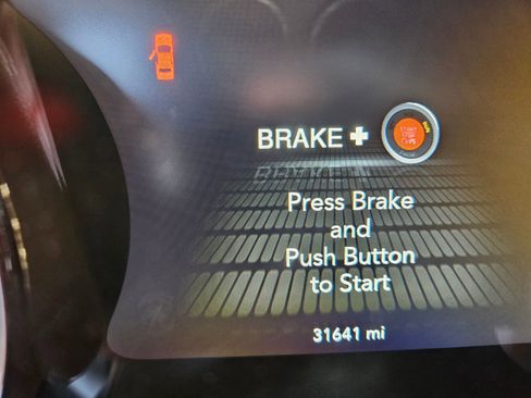 Used 2016 Dodge Challenger SRT Hellcat image 9