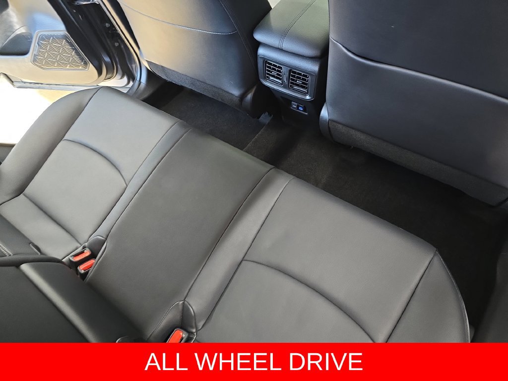 Used 2022 Toyota RAV4 XLE Premium AWD/4WD image 12