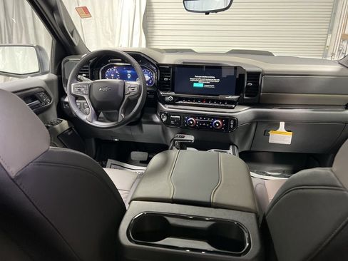 New 2026 Chevrolet Silverado 1500 ZR2 w/ LPO, Dark Essentials Package AWD/4WD image 17