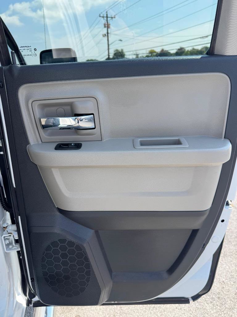 Used 2012 RAM 1500 Classic SLT RWD image 23