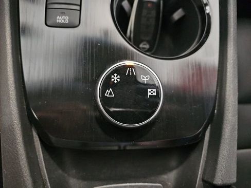 Certified 2024 Nissan Rogue SL AWD/4WD image 16