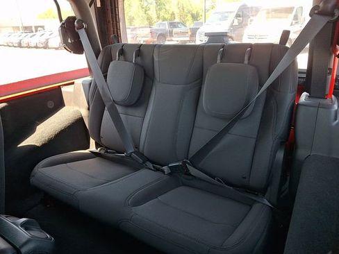 Used 2022 Jeep Wrangler Sport AWD/4WD image 10