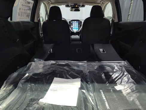 New 2025 Subaru Crosstrek 2.0i Premium image 9