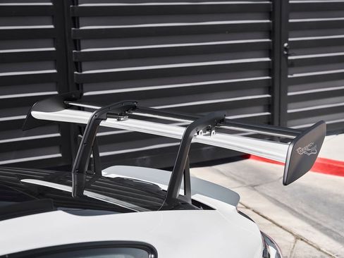 Used 2025 Porsche 911 GT3 RS w/ Weissach Package RWD image 13