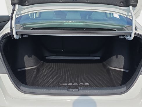 Used 2024 Honda Accord EX image 12