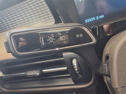 Certified 2024 Lincoln Corsair AWD w/ Equipment Group 101A image 13