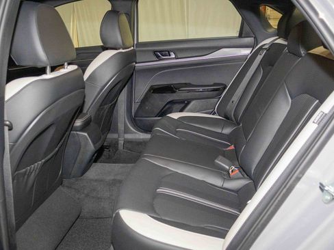 Used 2025 Kia K5 GT-Line image 13